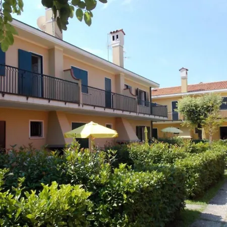 Comfy Flat With Pool In * Bibione