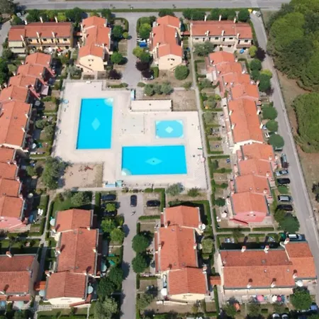 Comfy Flat With Pool In Apartment *
