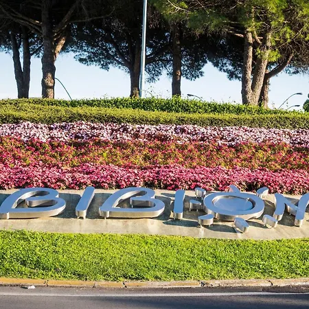 Comfy Flat With Pool In * Bibione